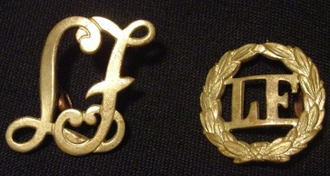 3 collar badges